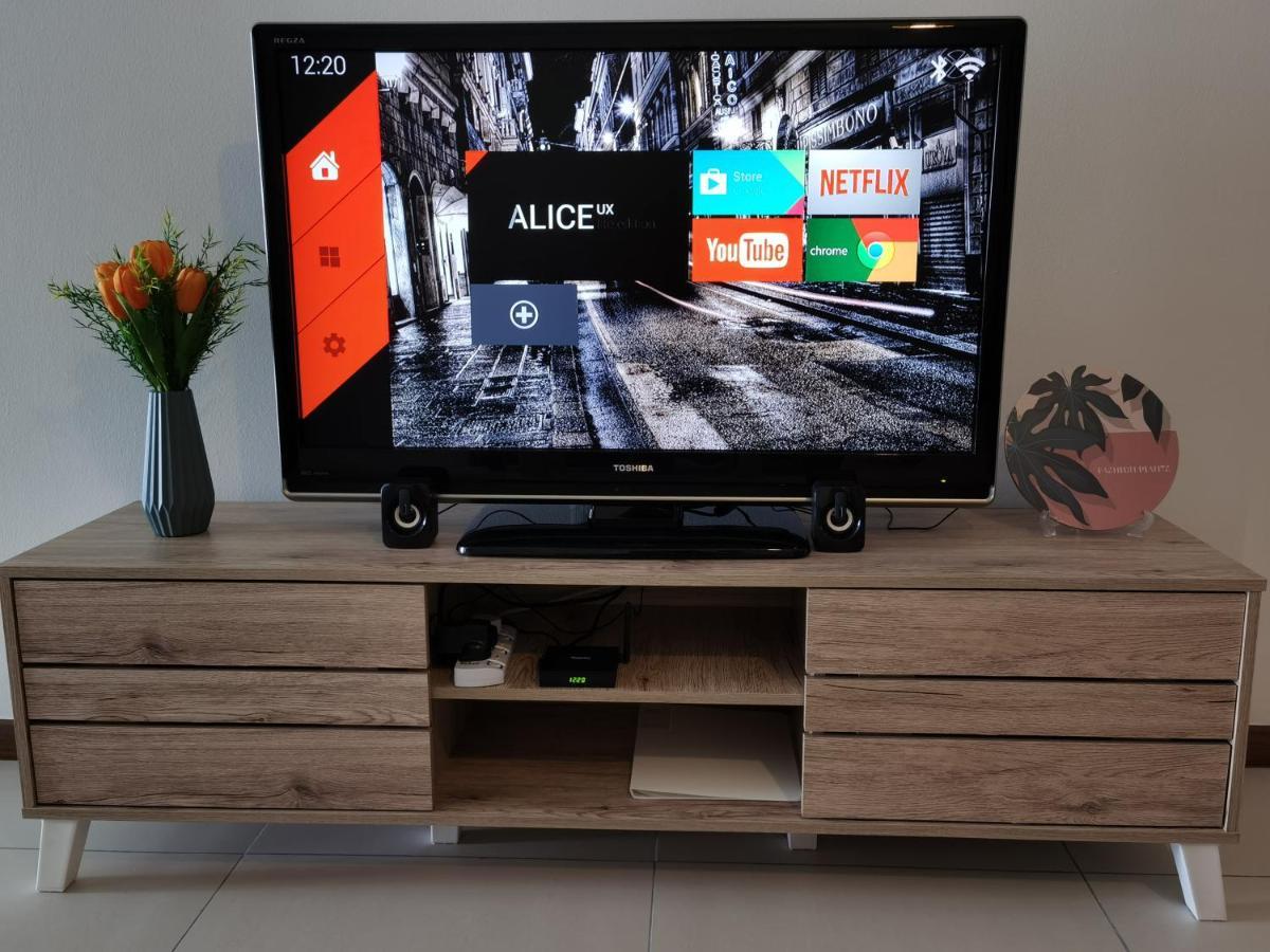Tanjung Tokong Landmark Stunning High Floor Coast View Studio #Netflix #Fast Wifi מראה חיצוני תמונה
