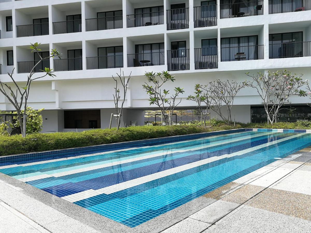 Tanjung Tokong Landmark Stunning High Floor Coast View Studio #Netflix #Fast Wifi מראה חיצוני תמונה