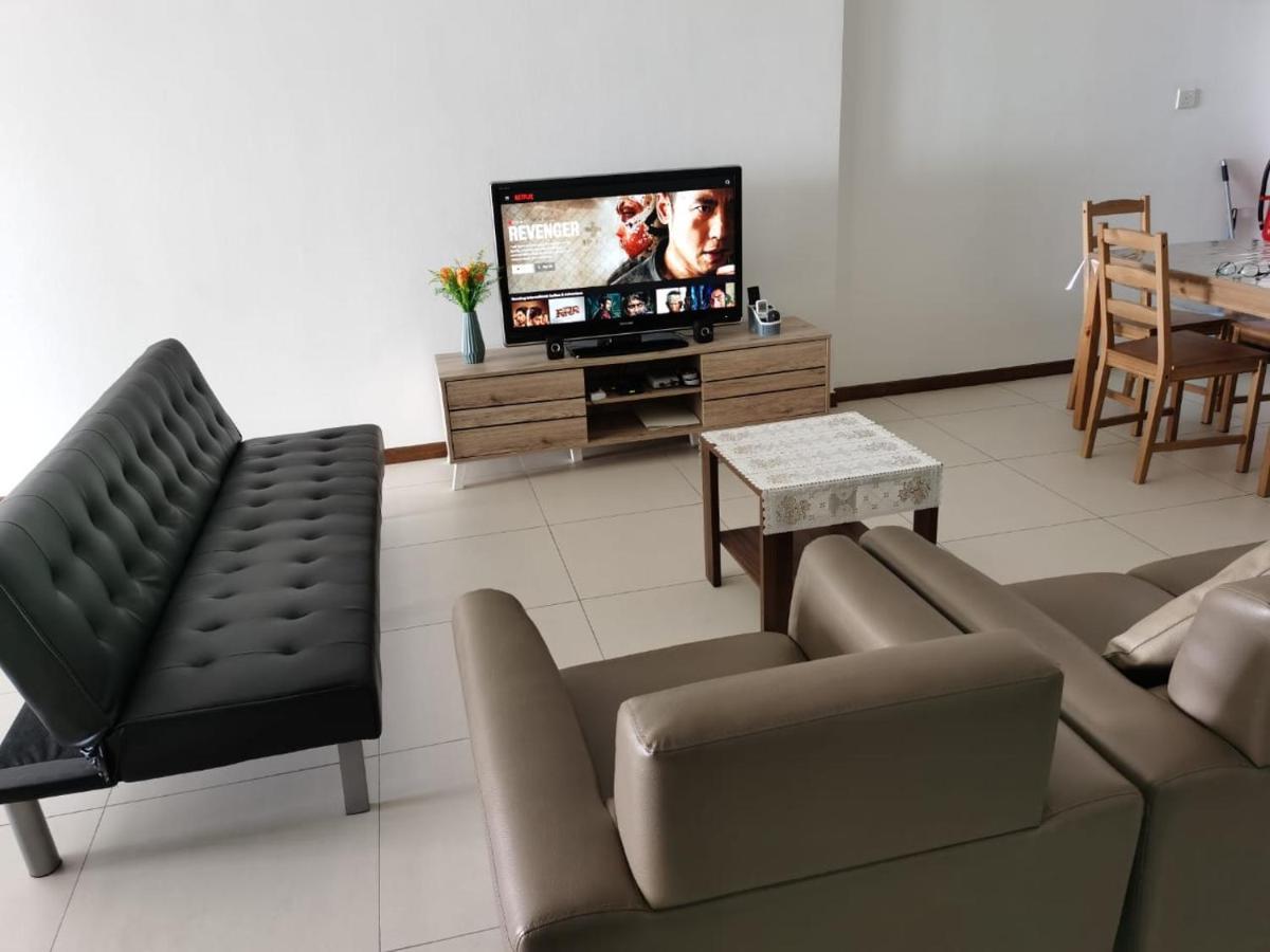 Tanjung Tokong Landmark Stunning High Floor Coast View Studio #Netflix #Fast Wifi מראה חיצוני תמונה